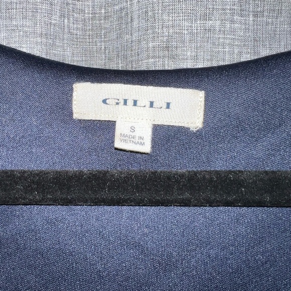 𝅺women's Gilli Blouse Small - Picture 2 of 6